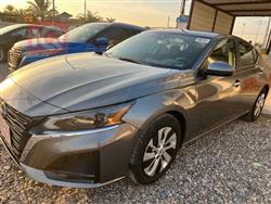 نيسان ألتيما